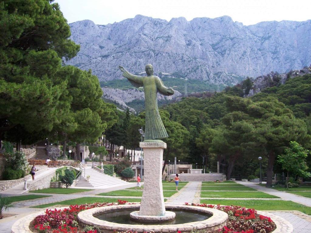 Apartments Matko Makarska Eksteriør bilde